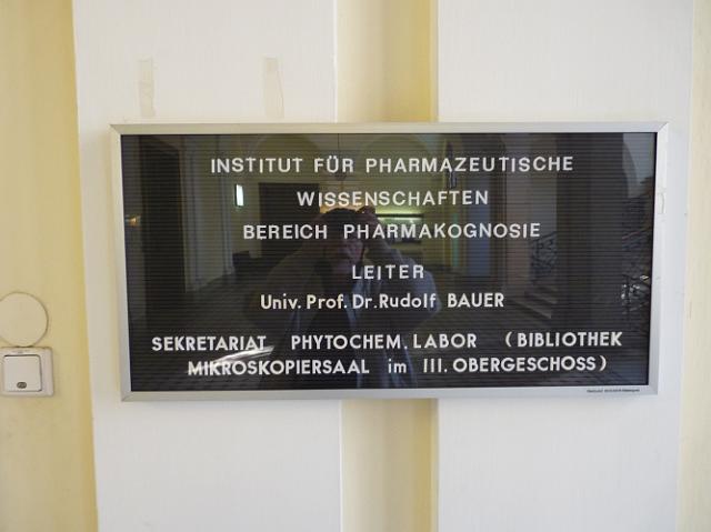 P1010819.JPG - Института за фармацевтични науки (Отдела по фармакогнозия)